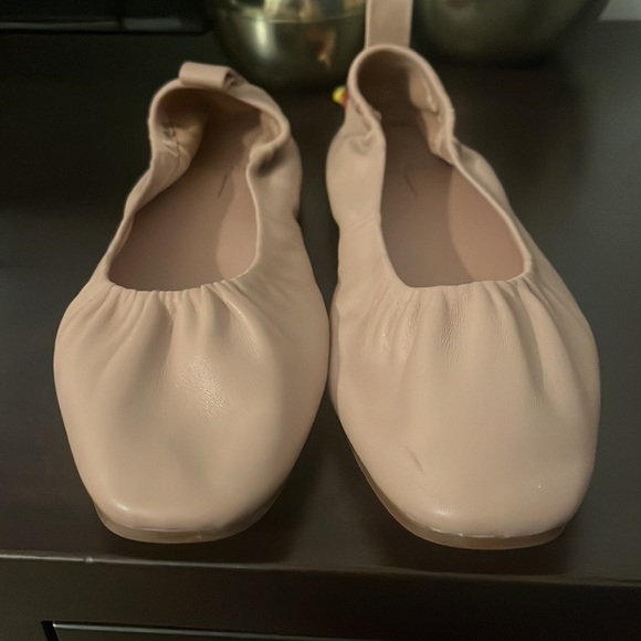 Linea Paola NEWRY | Soft Square Toe Ruched Nappa Ballet Flats - Picture 4 of 6